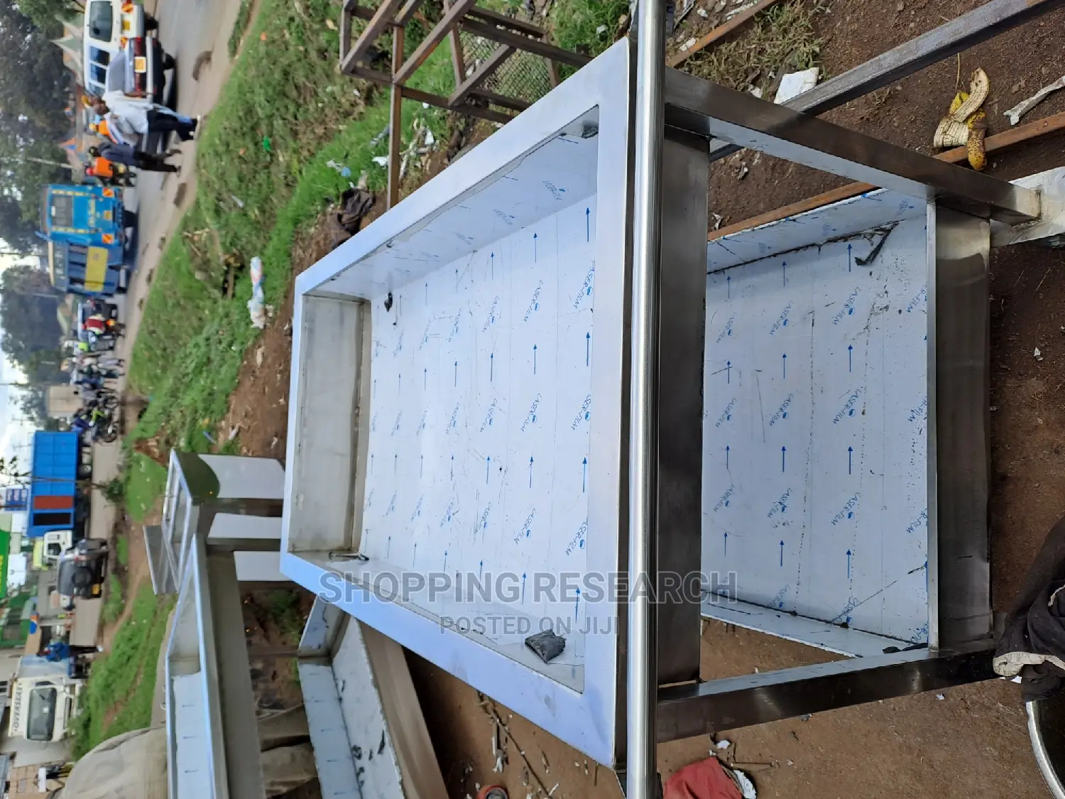Heavy-Duty Industrial Serving Food Trolley 400kg=200kg at Shelf