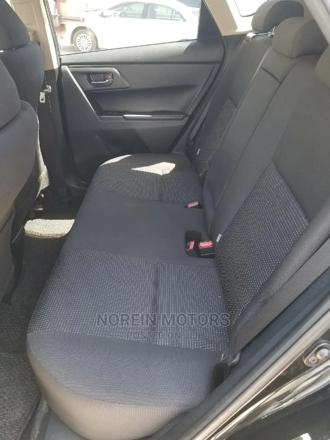 Toyota Auris 2015 Black