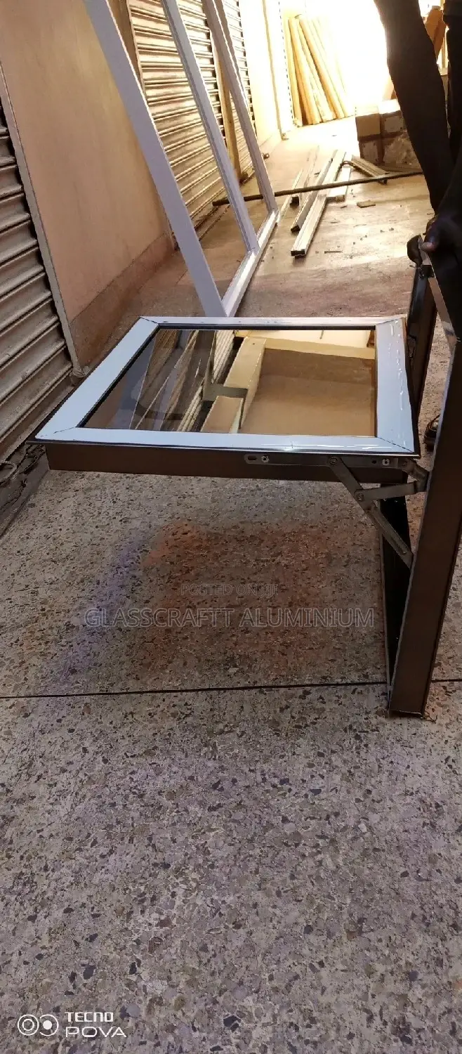 Squared Projecting Window