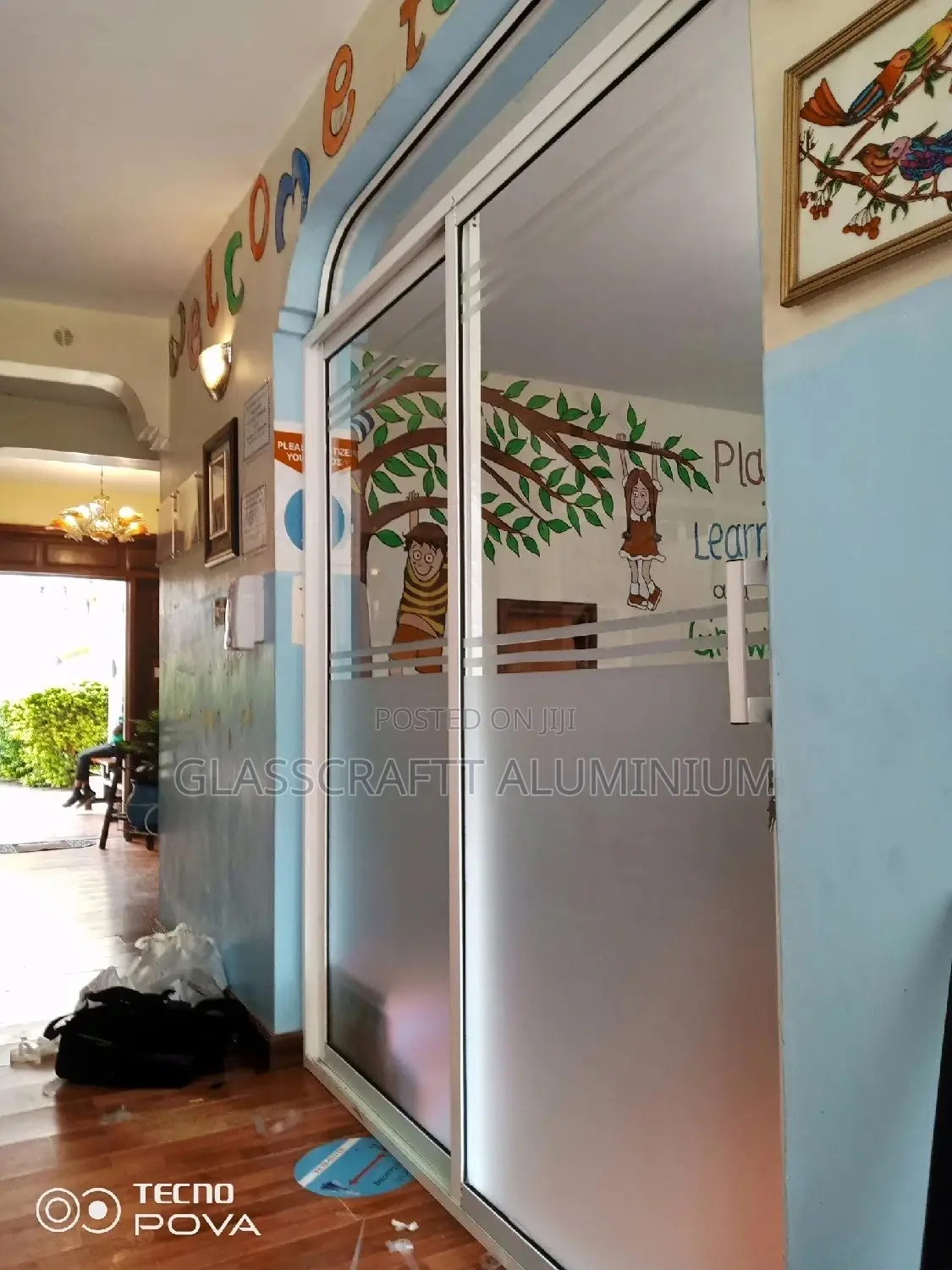 Curvy Sliding Door