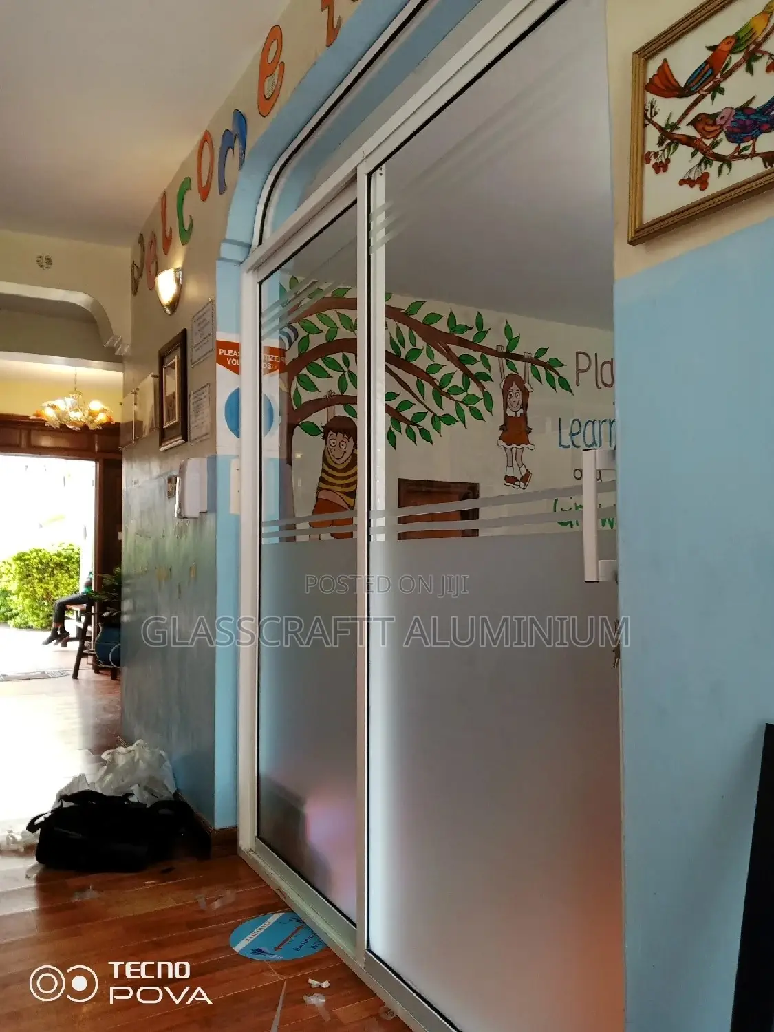 Curvy Sliding Door