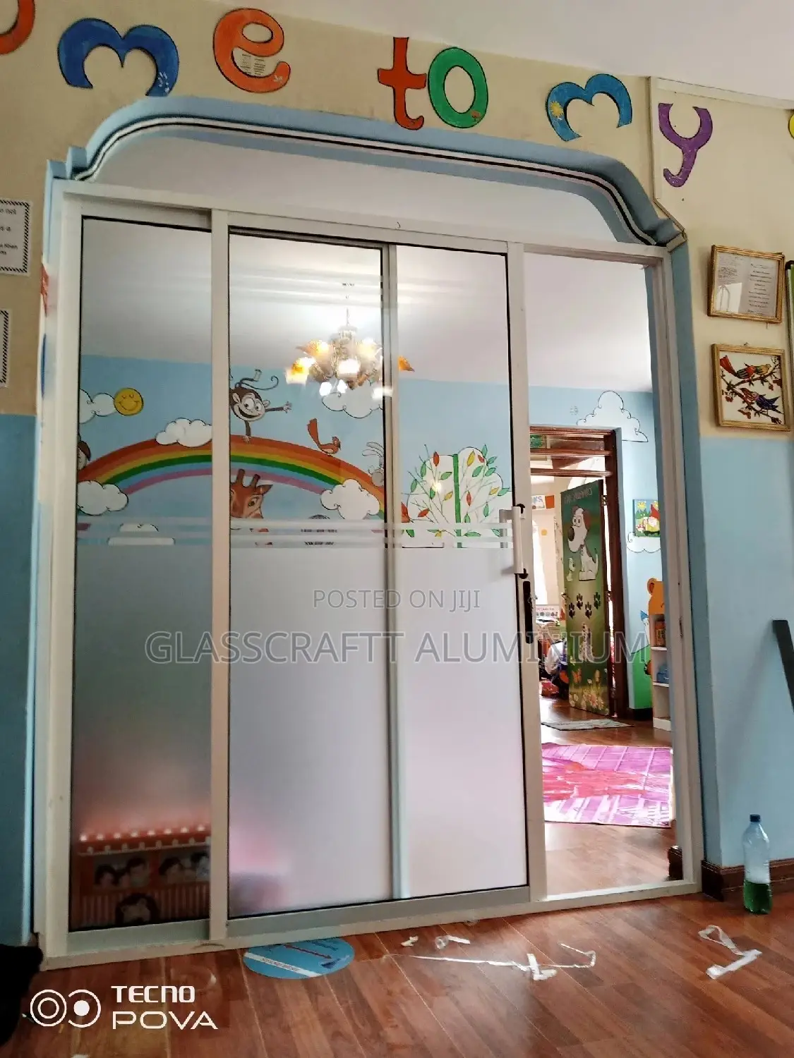 Curvy Sliding Door