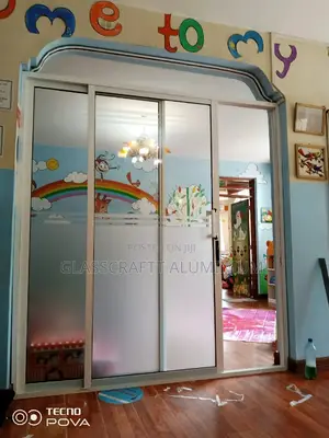 Curvy Sliding Door