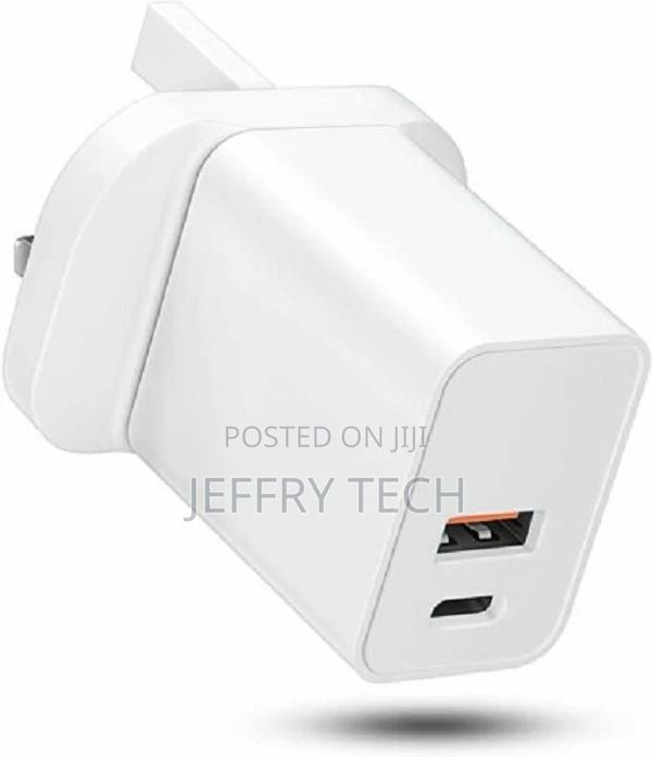 USB-C Q3 Fast PD Charging / USB-C UK Plug for Apple iPhone 1 - main view