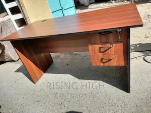 The Best and the Toppest Quality Office Desks