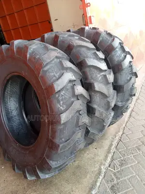 16.9 - 28 Bkt Industrial