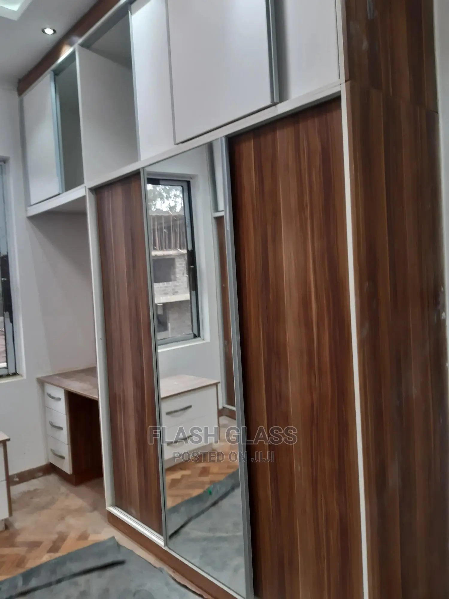 Interior Decor Walls Ceilings