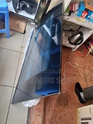 55 Inches Vitron Smart
