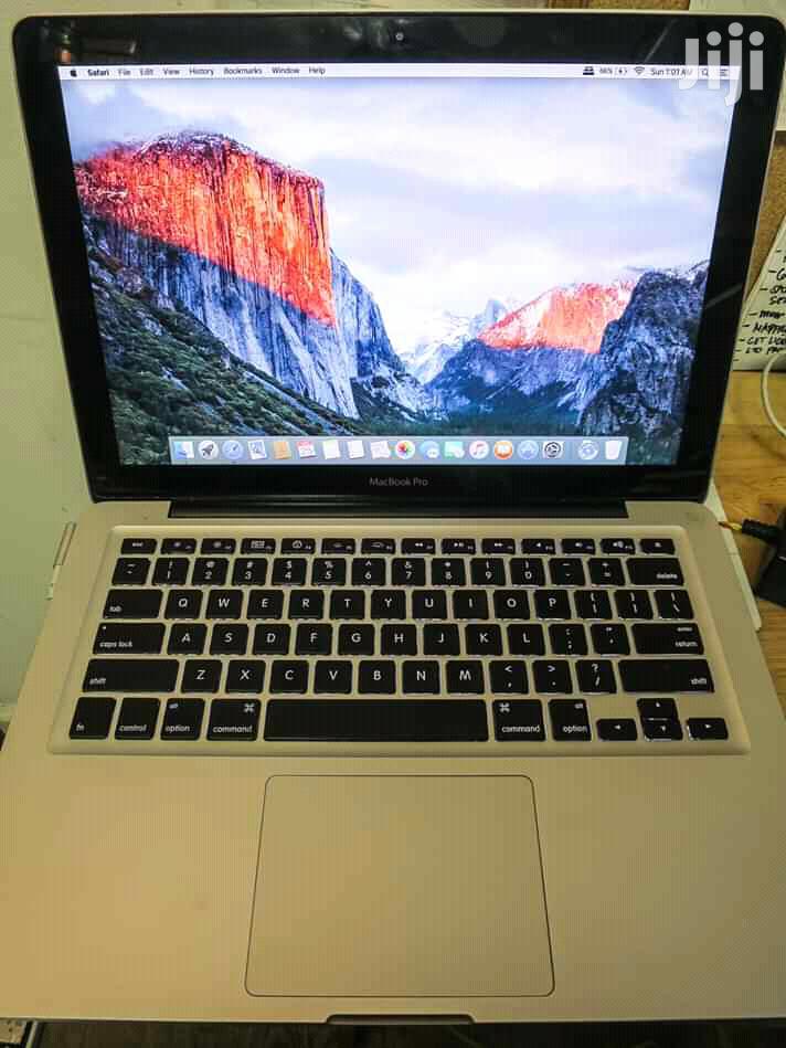 Laptop Apple MacBook Pro 4GB Intel Core i5 HDD 500GB