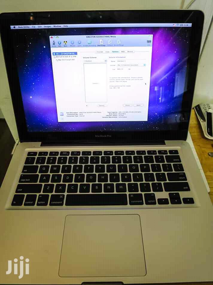 Laptop Apple MacBook Pro 4GB Intel Core i5 HDD 500GB