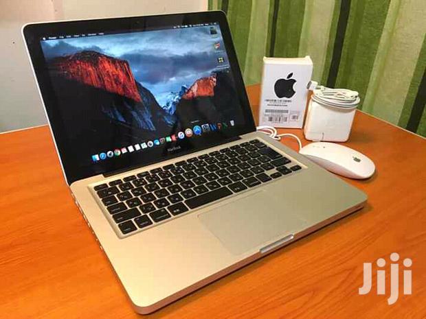 Laptop Apple MacBook Pro 4GB Intel Core i5 HDD 500GB - main view