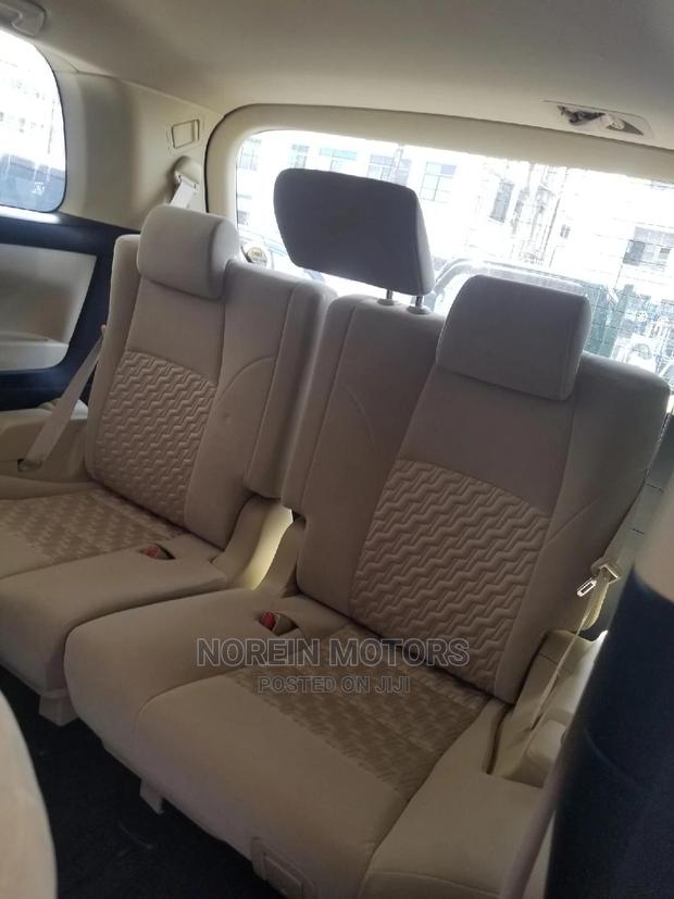Toyota Alphard 2015 Silver - thumbnail 2