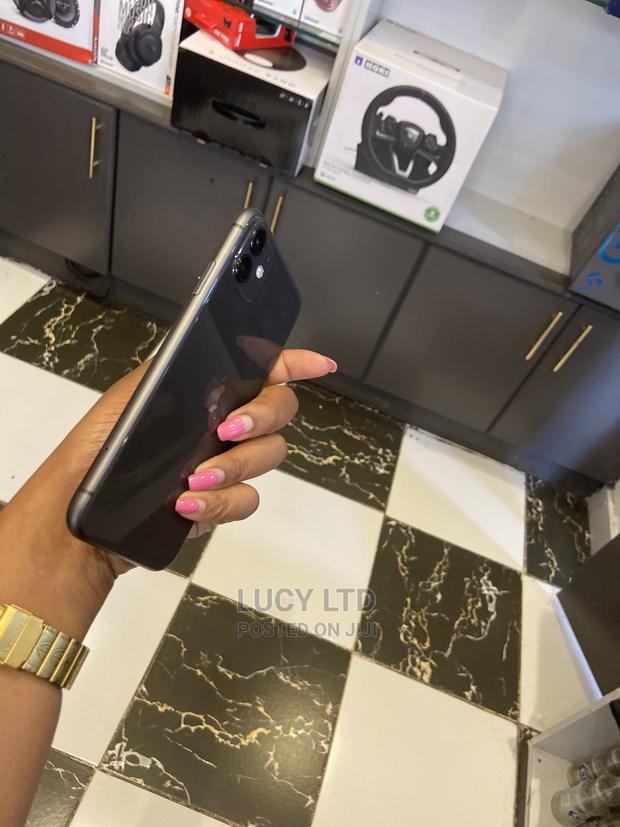 Apple iPhone 11 256 GB Black - thumbnail 2