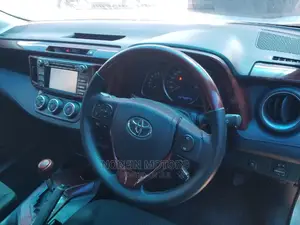 Toyota RAV4 2014 Silver
