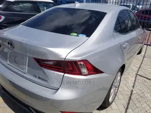 Lexus IS 300h 2014 Silver