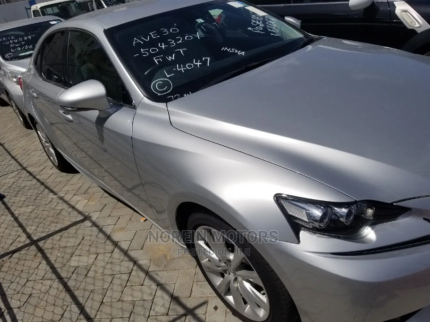 Lexus IS 300h 2014 Silver