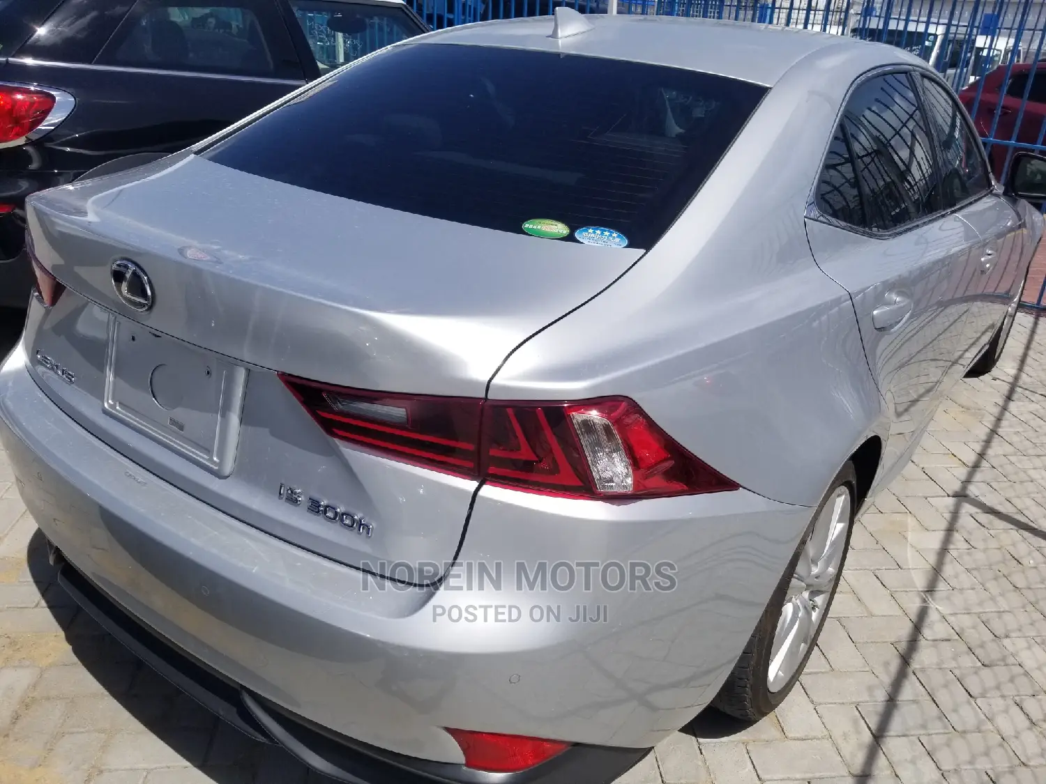 Lexus IS 300h 2014 Silver
