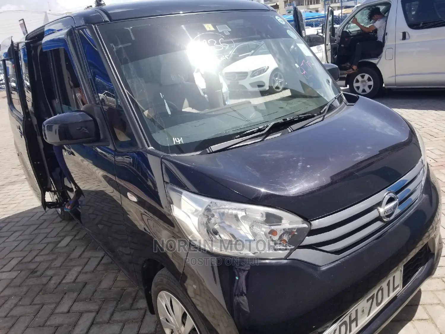 Nissan Dayz Highway Star G 2014 Black