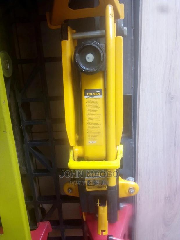 Hydraulic Trolley Jack - thumbnail 3