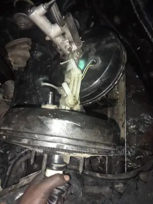 Brake Booster and Master Cylinder Toyota Voxy Old Model