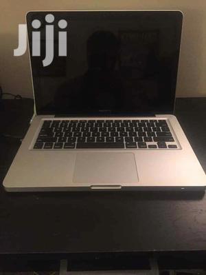 Laptop Apple MacBook Pro 4GB Intel Core i5 HDD 500GB
