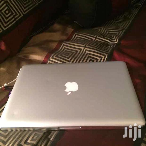Laptop Apple MacBook Pro 4GB Intel Core i5 HDD 500GB - thumbnail 3