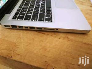 Laptop Apple MacBook Pro 4GB Intel Core i5 HDD 500GB