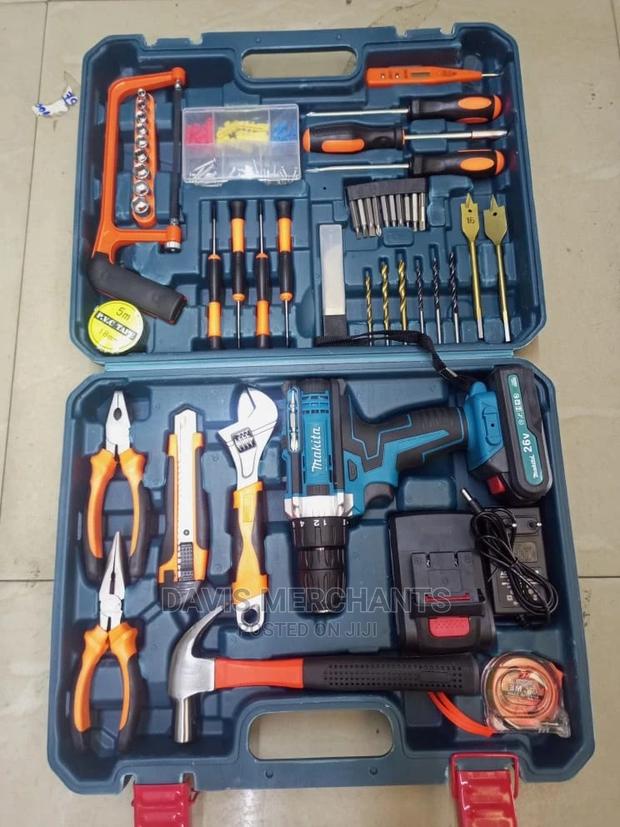 Makita Cordless Drill Set - main view