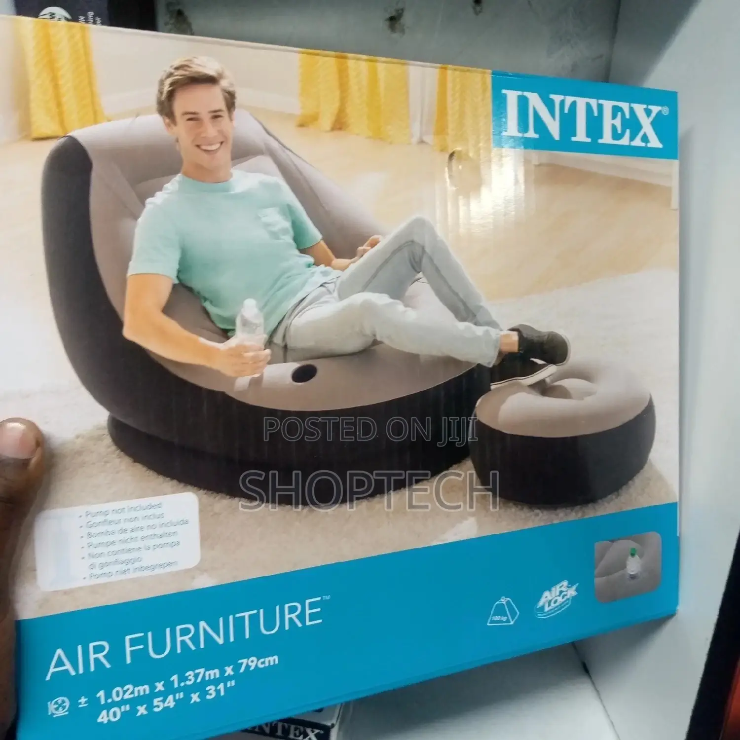 Inflatable Seat With Foot Rest and a Pump