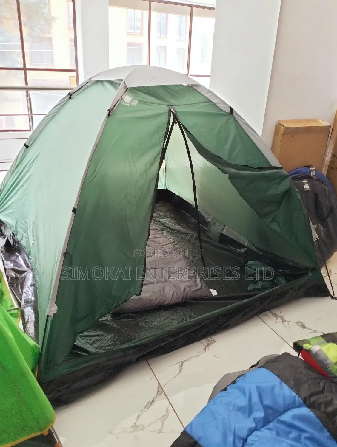 Easy to Carry 4 People Camping Tent