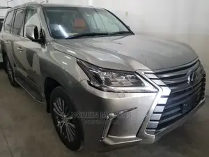 Lexus LX 570 AWD 2016 Silver
