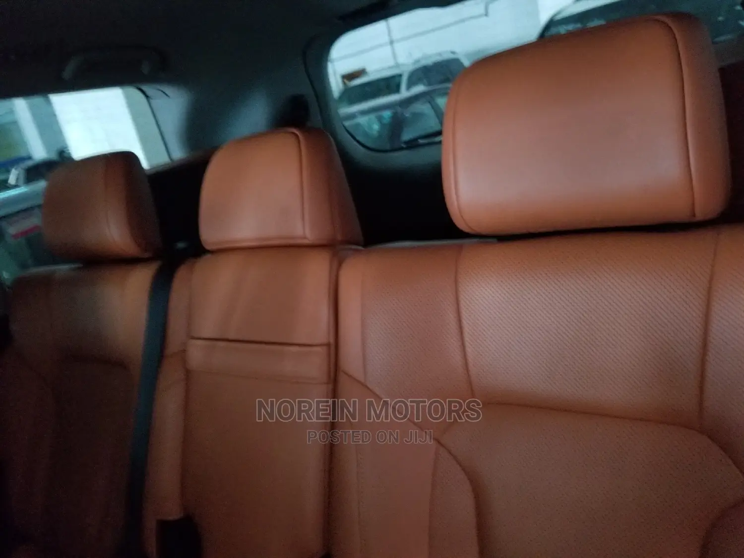 Lexus LX 570 AWD 2016 Silver