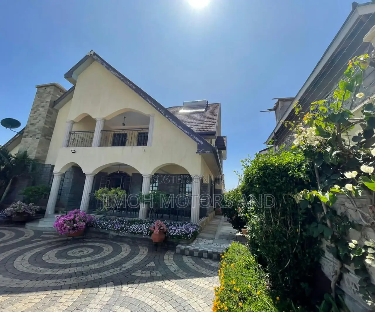 Furnished 5bdrm Bungalow in Kitengera Town, Parklands/Highridge