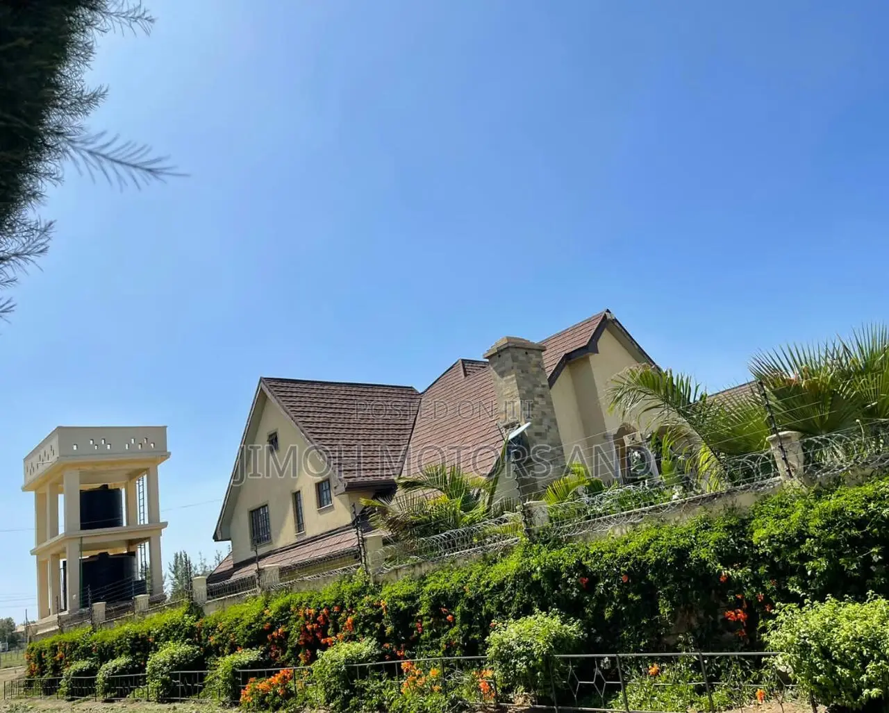 Furnished 5bdrm Bungalow in Kitengera Town, Parklands/Highridge