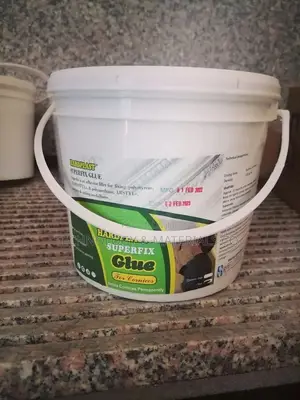 Hardplast Glue for PU /Fiber Cornices/Biddings/Wainscots