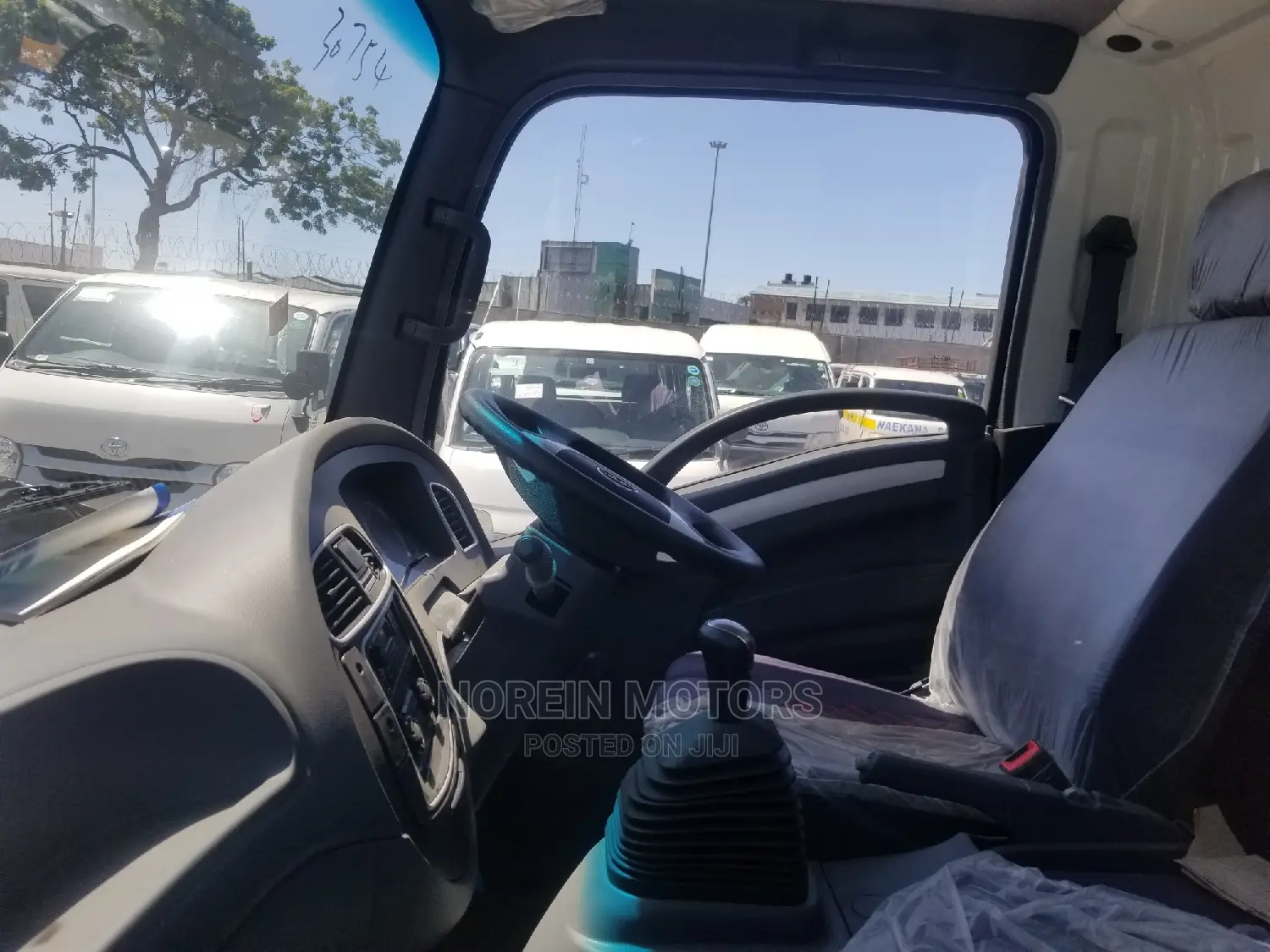 Isuzu Truck