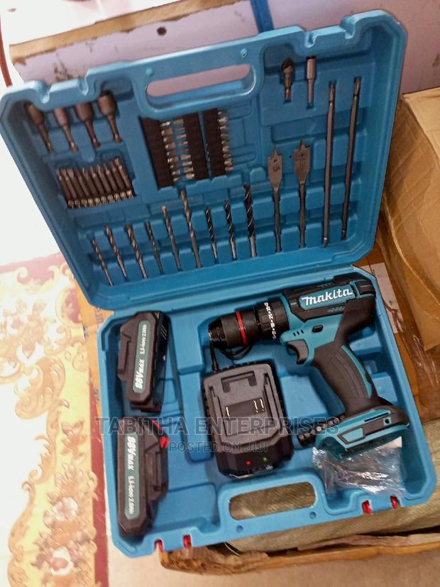 Cordless Makita Hammer Drill - main view