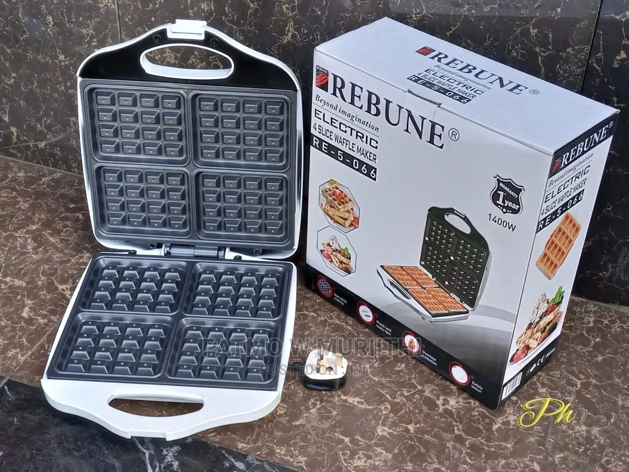 Rebune Waffle Maker Kitchen Non Stick Home Made WAFFLES