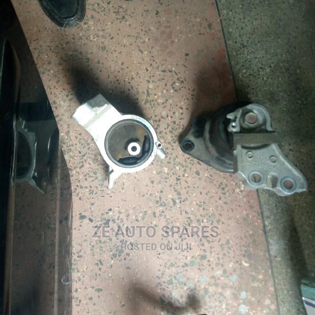 Honda Fit Engine Mounting
