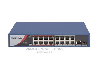Hikvision 18 Port POE Switch DS-3E038P-E/M - thumbnail 2