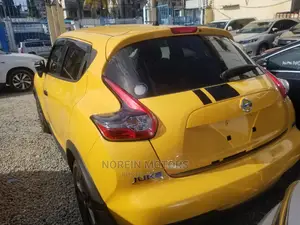 Nissan Juke 2015 Yellow