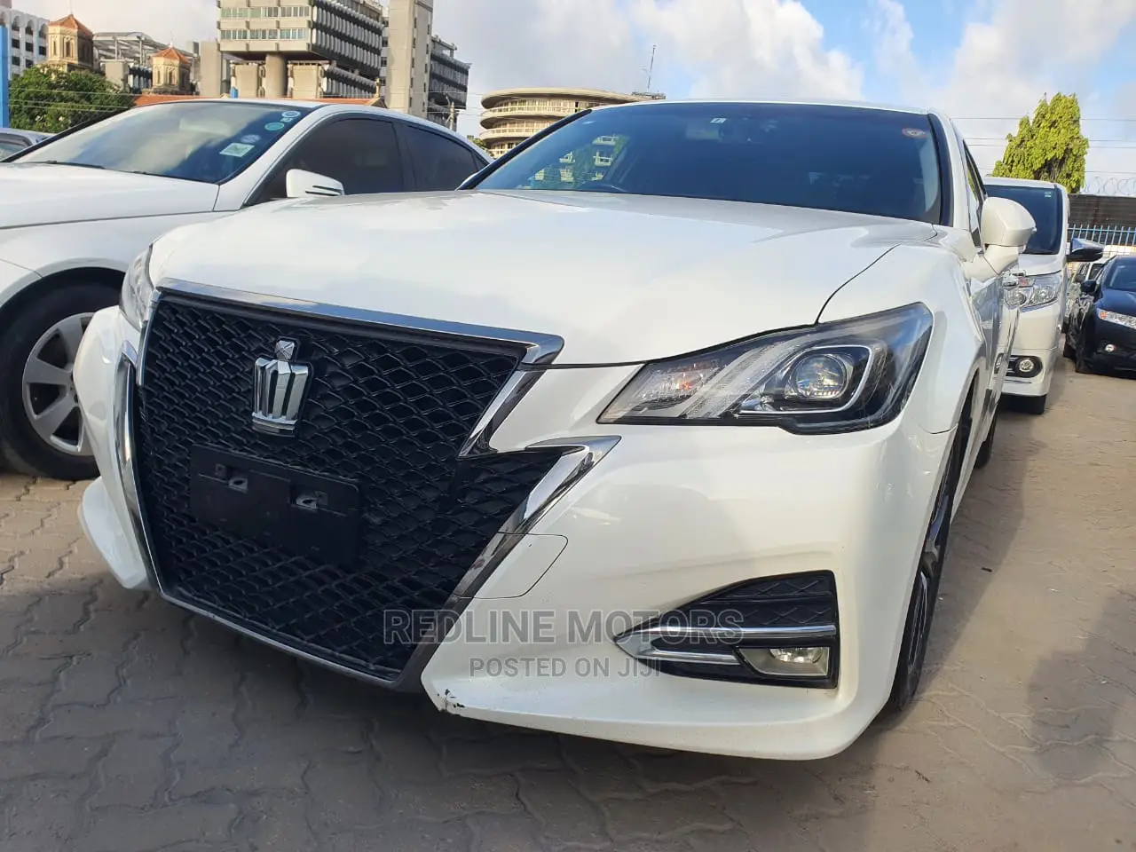 Toyota Crown 2016 White