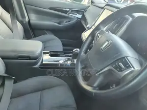 Toyota Crown 2016 White