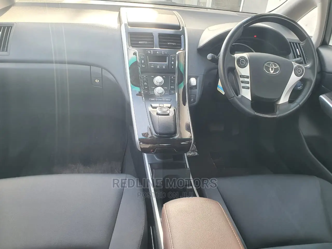 Toyota Sai 2.4 Hybrid FWD 2016 White