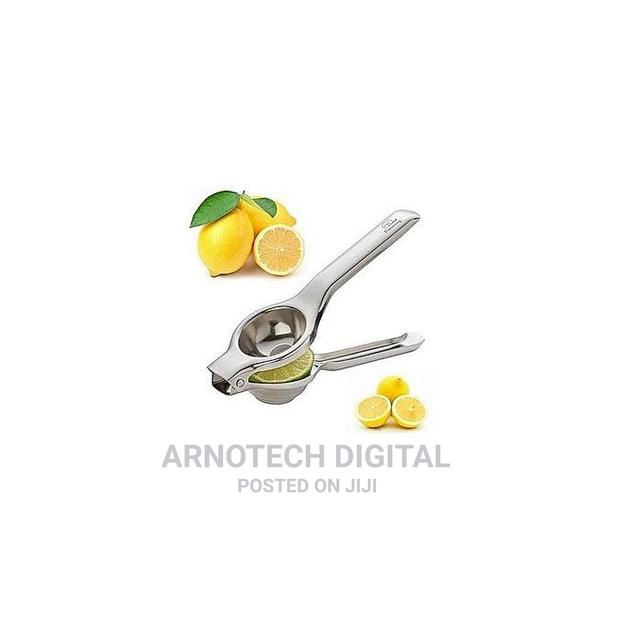 Stainless Steel Lemon Squeezer - thumbnail 3