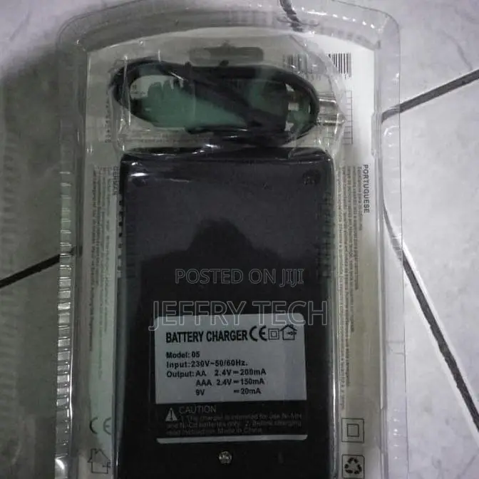AA / AAA Ni-Mh / Ni-Cd Batteries Rechargeable Charger