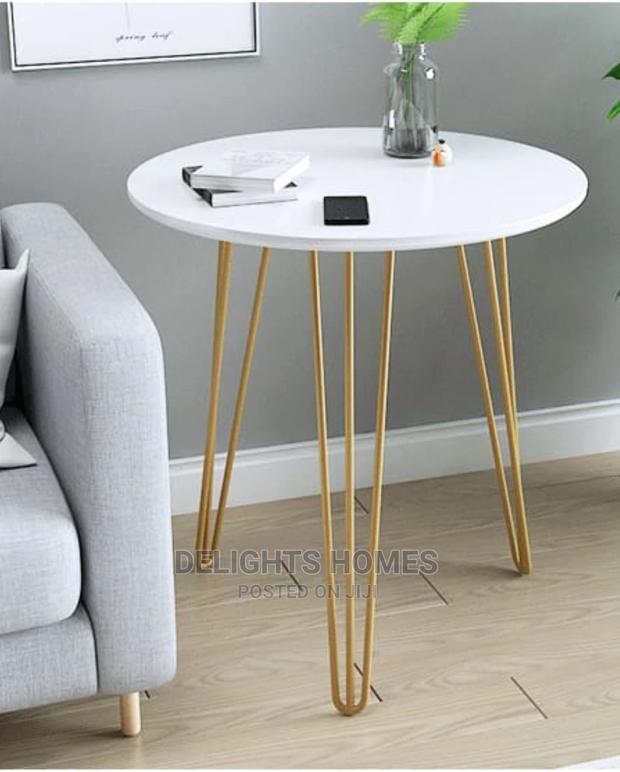 High-End Luxurious and Simple Side Table_car