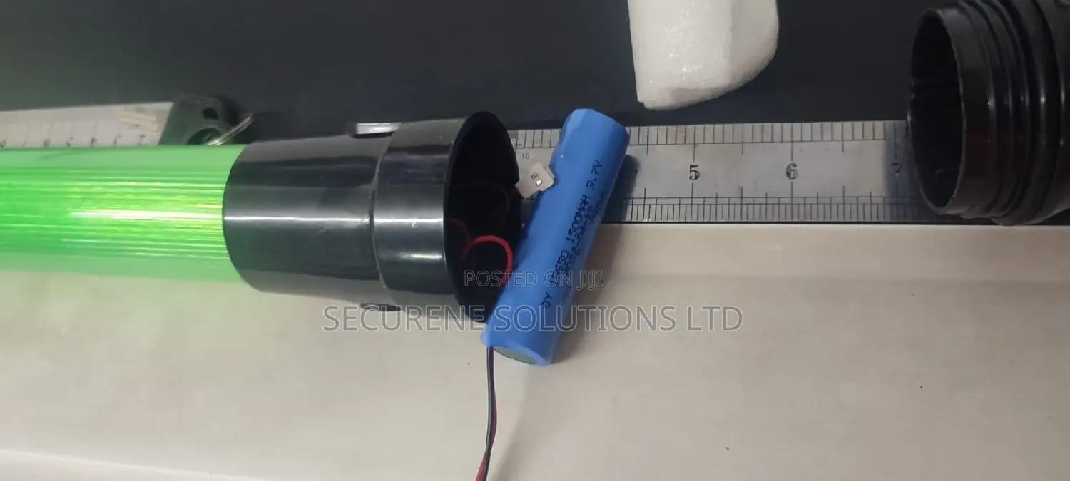 LED Traffic Baton - Green /Red - Rechargeable