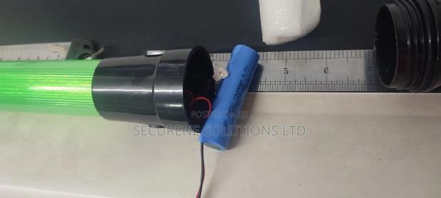 LED Traffic Baton - Green /Red - Rechargeable - thumbnail 5