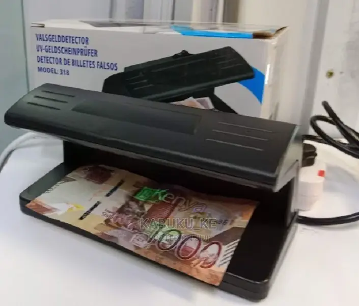 Counterfeit Money Detector UV Ultraviolet Light (Model 318)